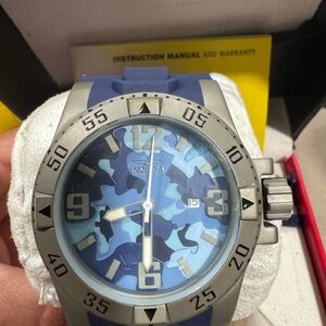 Invicta Blue Diver Watch Model 1096 – Works, Needs Battery